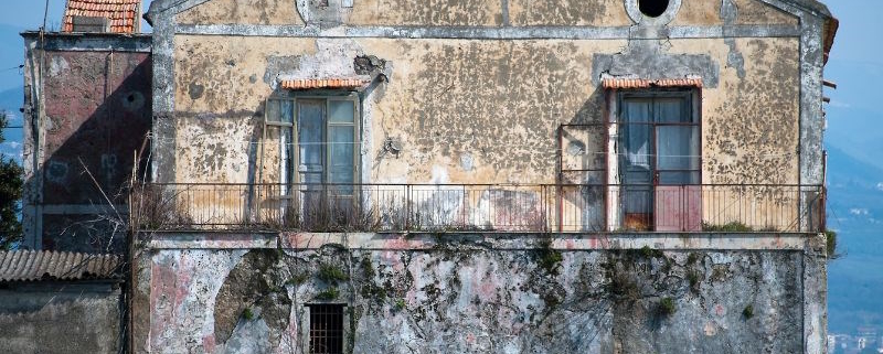 d&eacute;couvrez tout ce qu'il faut savoir sur le co&ucirc;t de la r&eacute;novation : estimations, facteurs influen&ccedil;ant le prix, et conseils pour optimiser votre budget de travaux.