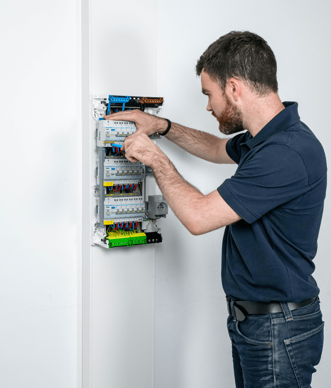 besoin d&rsquo;un entretien &eacute;lectrique &agrave; garches ? faites appel &agrave; notre &eacute;lectricien professionnel pour assurer la s&eacute;curit&eacute; et la fiabilit&eacute; de vos installations. intervention rapide, conseils personnalis&eacute;s et devis gratuit.