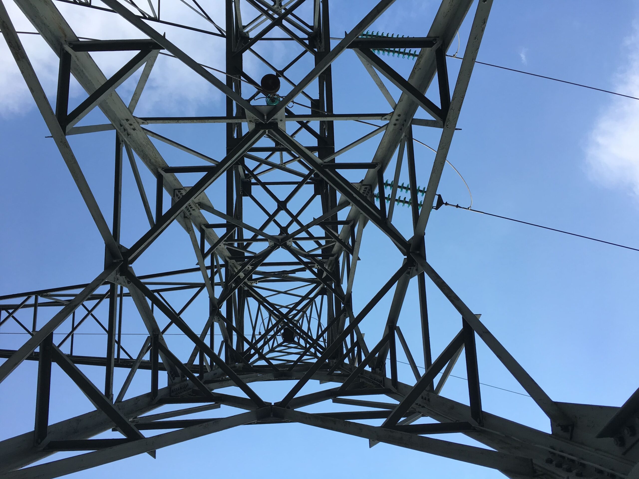 besoin d'un &eacute;lectricien &agrave; garches ? d&eacute;couvrez nos services d'&eacute;lectricit&eacute; pour installations, d&eacute;pannages et mises aux normes &agrave; garches. intervention rapide et professionnelle.