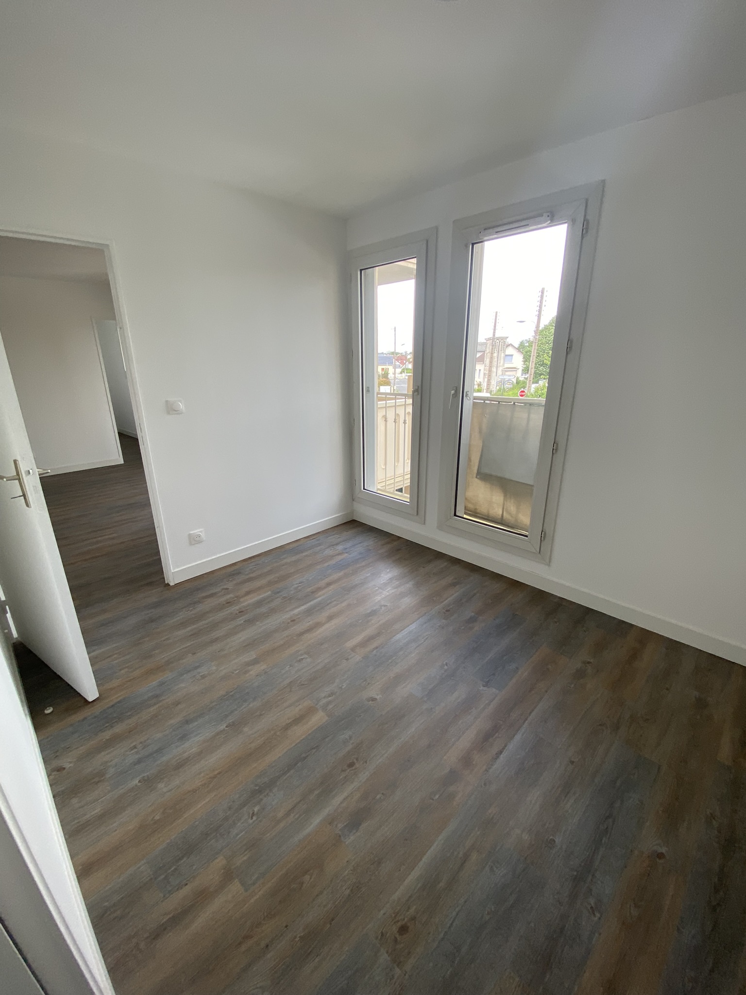 trouvez facilement des entrepreneurs spécialisés en rénovation près de chez vous. comparez les services, recevez des devis personnalisés et choisissez le professionnel idéal pour vos travaux de rénovation.