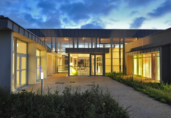 trouvez les meilleures entreprises de r&eacute;novation &agrave; garches pour r&eacute;nover votre maison ou appartement. comparez les services, avis clients et devis sur mesure.