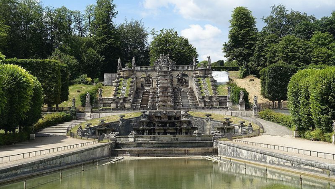 besoin d'une ouverture de porte à garches ? intervention rapide et efficace par un serrurier professionnel, 24h/24 et 7j/7. devis gratuit et déplacement express.