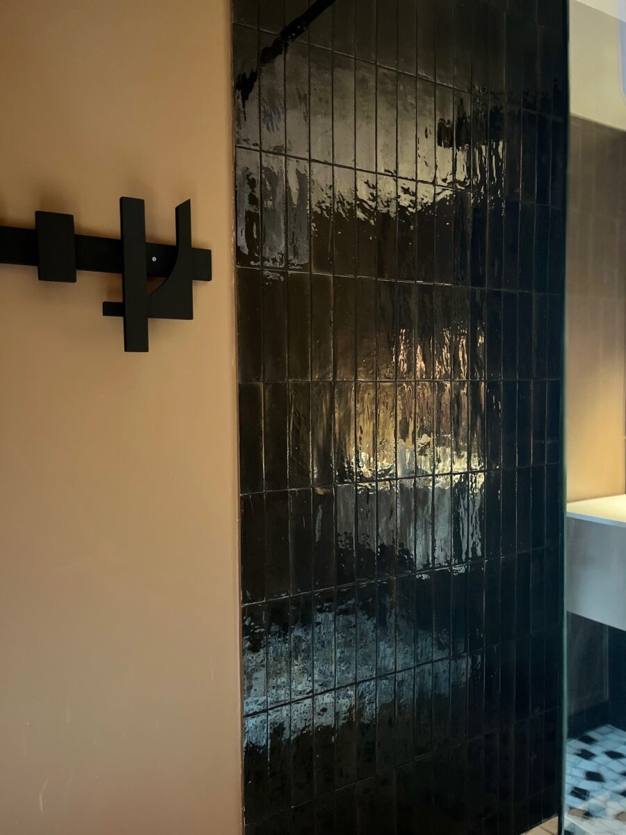 besoin de peinture int&eacute;rieure &agrave; garches ? d&eacute;couvrez nos services professionnels pour sublimer votre int&eacute;rieur avec des finitions soign&eacute;es et des couleurs tendance. devis gratuit et intervention rapide !