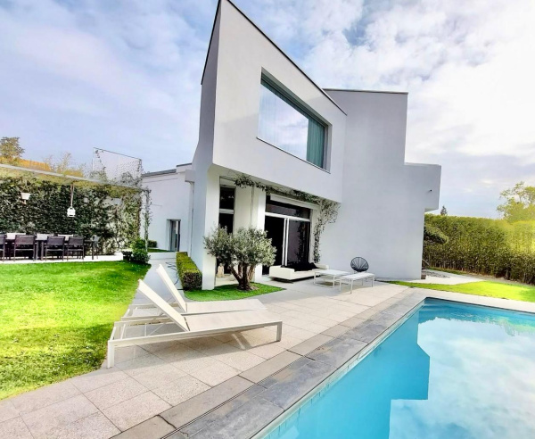 d&eacute;couvrez les prix du carrelage &agrave; garches : conseils, comparatifs et devis pour tous vos projets de r&eacute;novation ou de construction. trouvez le meilleur rapport qualit&eacute;-prix pr&egrave;s de chez vous !