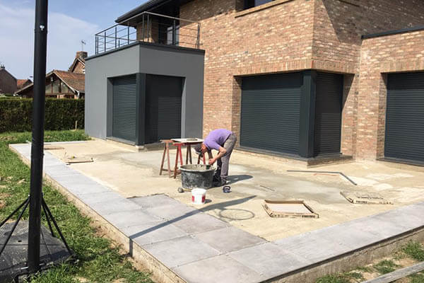 d&eacute;couvrez les prix du carrelage au m2 : guide complet pour estimer le co&ucirc;t de votre projet, comparer les tarifs selon les mat&eacute;riaux et obtenir des conseils pour bien choisir votre carrelage.