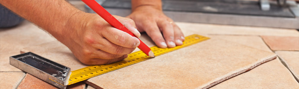 d&eacute;couvrez le prix au m2 d'un carreleur en 2024 : tarifs moyens, facteurs influen&ccedil;ant le co&ucirc;t et conseils pour estimer votre budget de pose de carrelage.