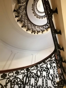 découvrez les prix des travaux de peinture à garches : tarifs au m², coûts des prestations pour murs, plafonds ou façades et conseils pour estimer votre budget peinture.