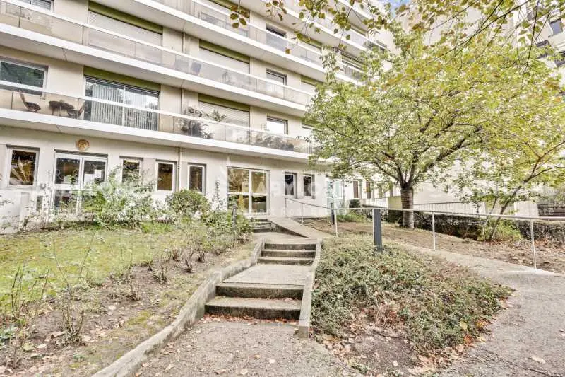 besoin de travaux de rénovation à garches 92260 ? découvrez notre équipe d'experts en rénovation intérieure et extérieure pour particuliers et professionnels. devis gratuit, solutions sur-mesure et interventions rapides à garches et ses environs.