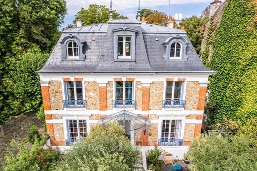 découvrez renov garches 92260, votre spécialiste de la rénovation à garches : travaux de qualité, modernisation de logements, conseils personnalisés et devis gratuit. transformez votre intérieur avec des professionnels expérimentés.