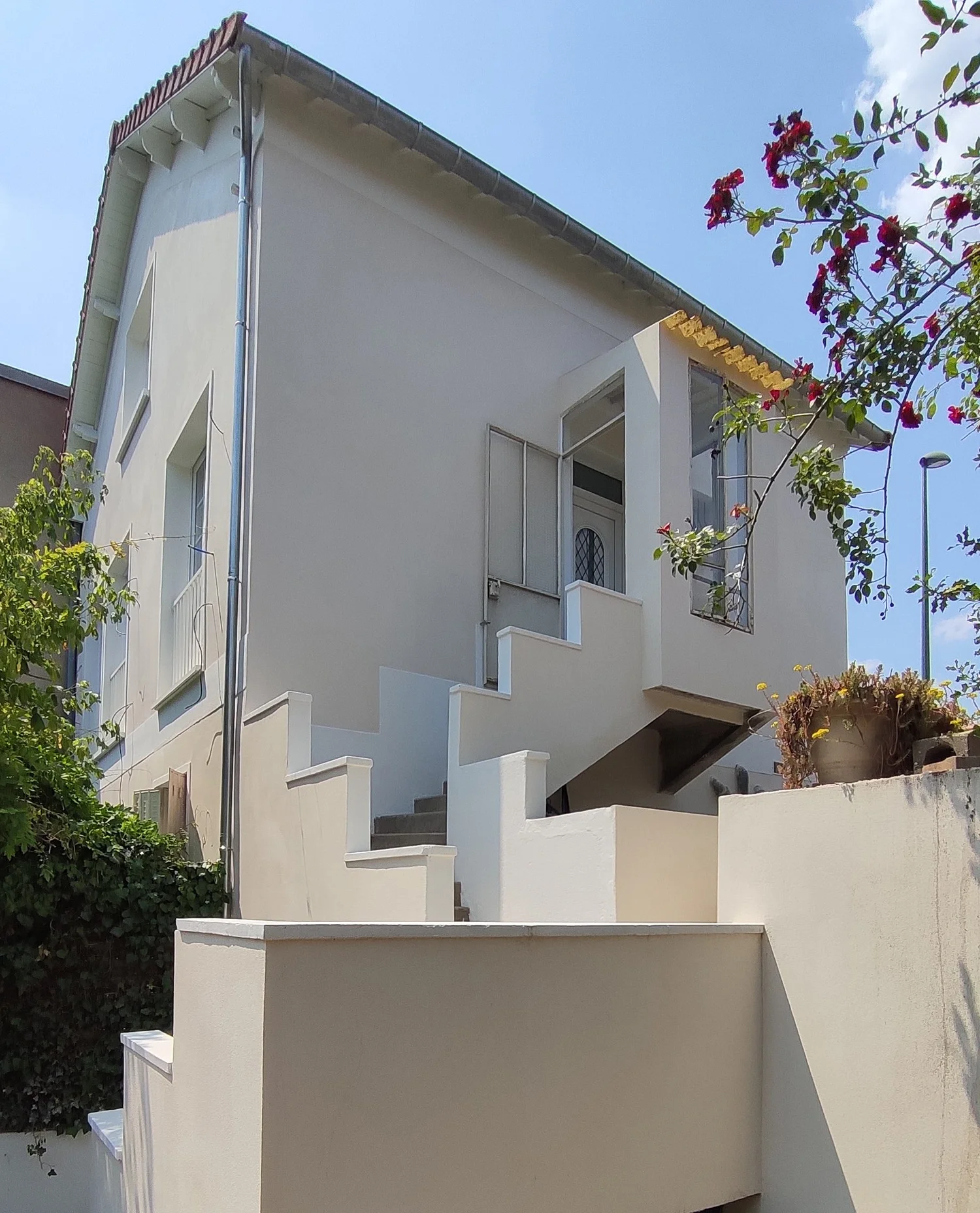 confiez votre projet de rénovation à arcueil à des professionnels expérimentés. rénovation complète d'appartements, maisons ou locaux avec un accompagnement personnalisé. devis gratuit et travaux garantis.