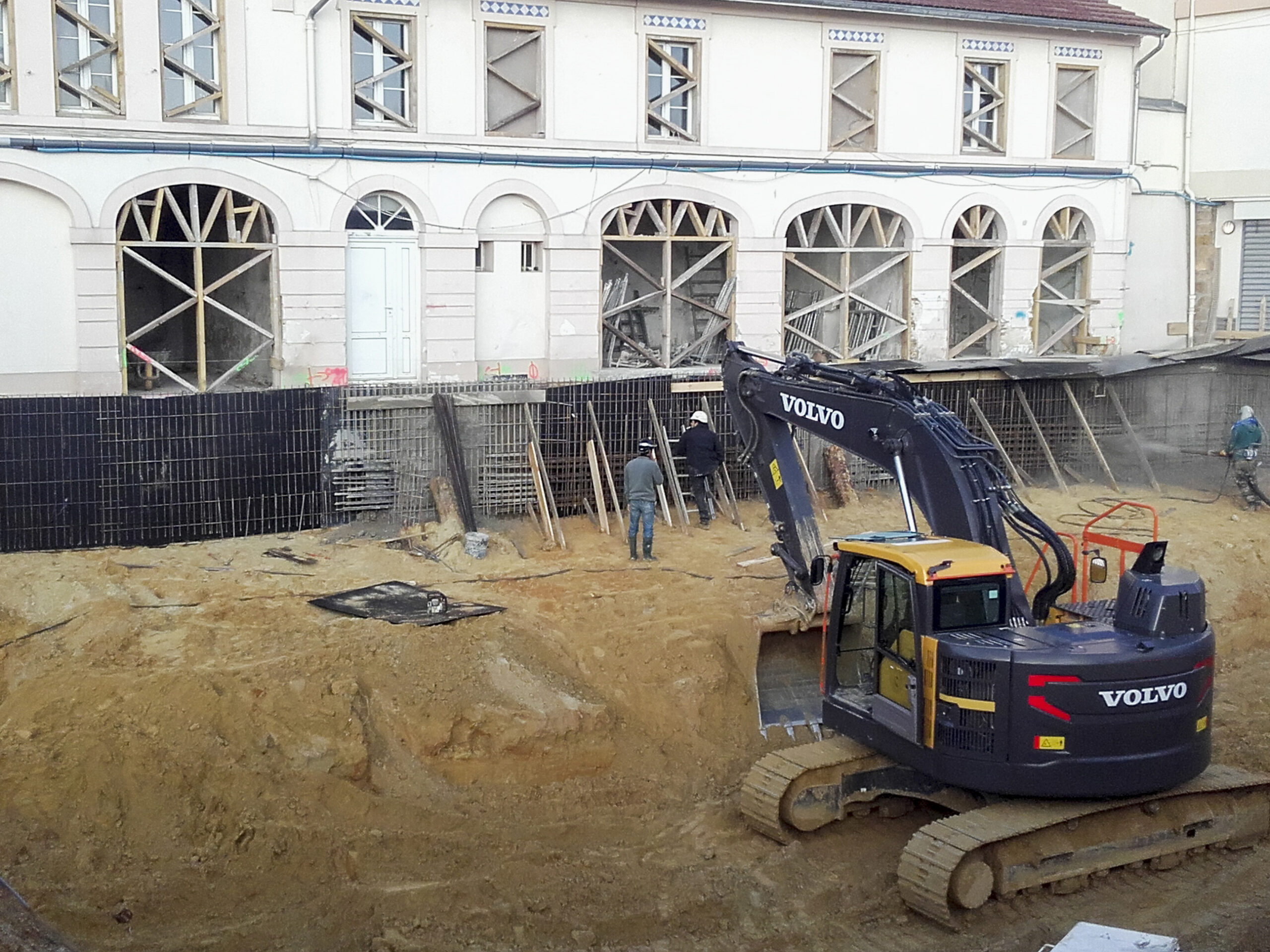 confiez votre projet de r&eacute;novation de b&acirc;timent &agrave; garches &agrave; des experts qualifi&eacute;s. r&eacute;novation int&eacute;rieure et ext&eacute;rieure, conseils personnalis&eacute;s et travaux de qualit&eacute; pour valoriser votre bien immobilier.