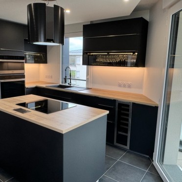 envie de rénover votre cuisine à garches ? découvrez nos services sur mesure pour une rénovation de cuisine moderne, fonctionnelle et adaptée à vos besoins. profitez d’un accompagnement personnalisé et de travaux de qualité.