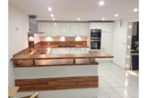 confiez la r&eacute;novation de votre cuisine &agrave; garches &agrave; des experts. modernisez votre espace avec des solutions sur-mesure, des mat&eacute;riaux de qualit&eacute; et un accompagnement personnalis&eacute;.