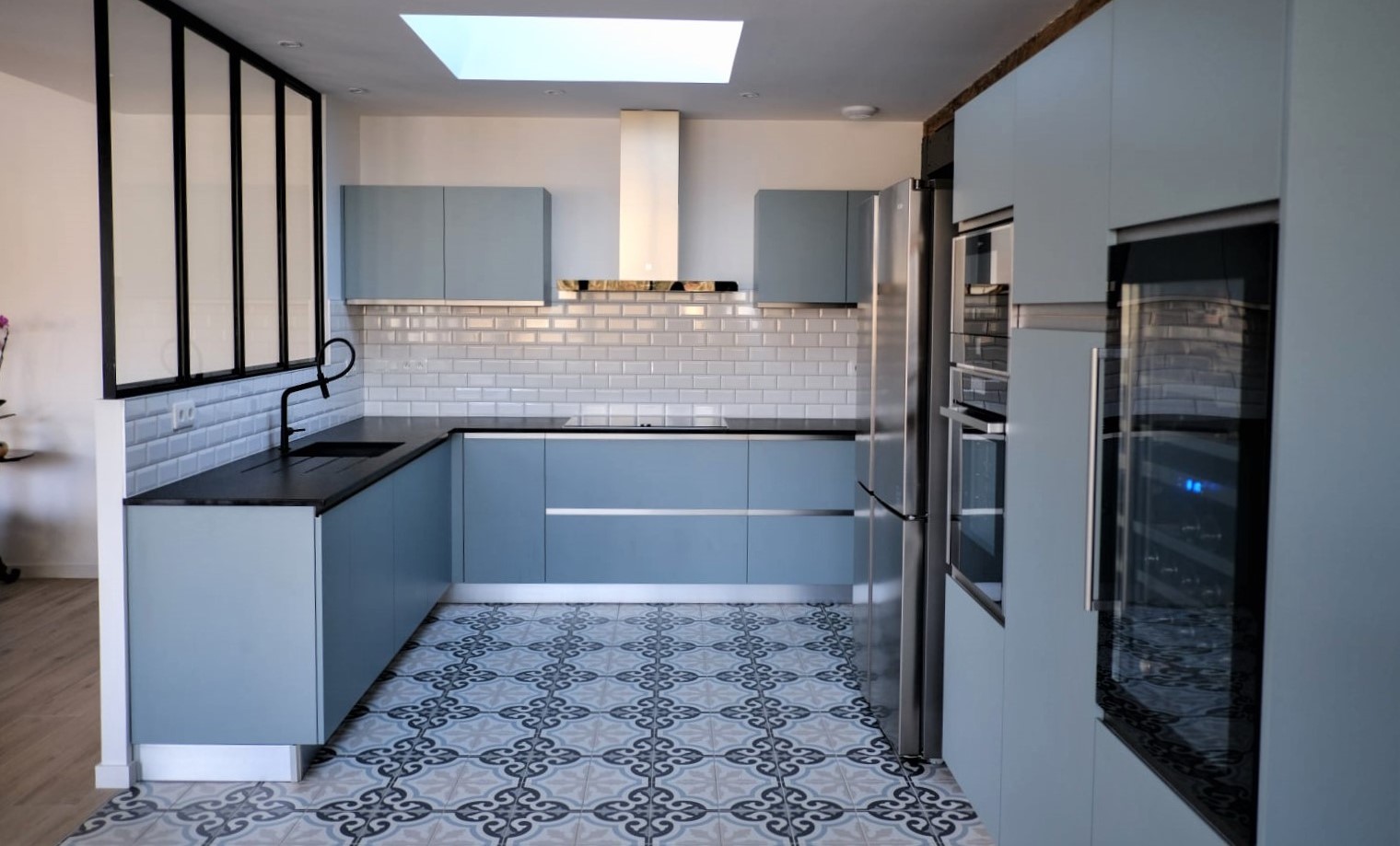 vous souhaitez rénover votre cuisine à garches ? profitez de conseils experts, de solutions design et d’un accompagnement personnalisé pour transformer votre espace selon vos envies et votre budget.