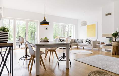 d&eacute;couvrez nos conseils et solutions pour r&eacute;ussir votre r&eacute;novation int&eacute;rieure : id&eacute;es, tendances et accompagnement pour transformer votre int&eacute;rieur selon vos envies et votre budget.