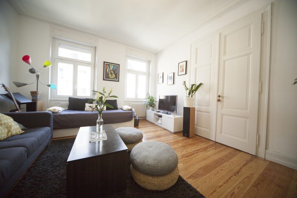 d&eacute;couvrez nos conseils et id&eacute;es pour la r&eacute;novation int&eacute;rieure : transformez votre maison avec des solutions modernes, astuces d&eacute;co, choix de mat&eacute;riaux et professionnels qualifi&eacute;s pour un int&eacute;rieur &agrave; votre image.