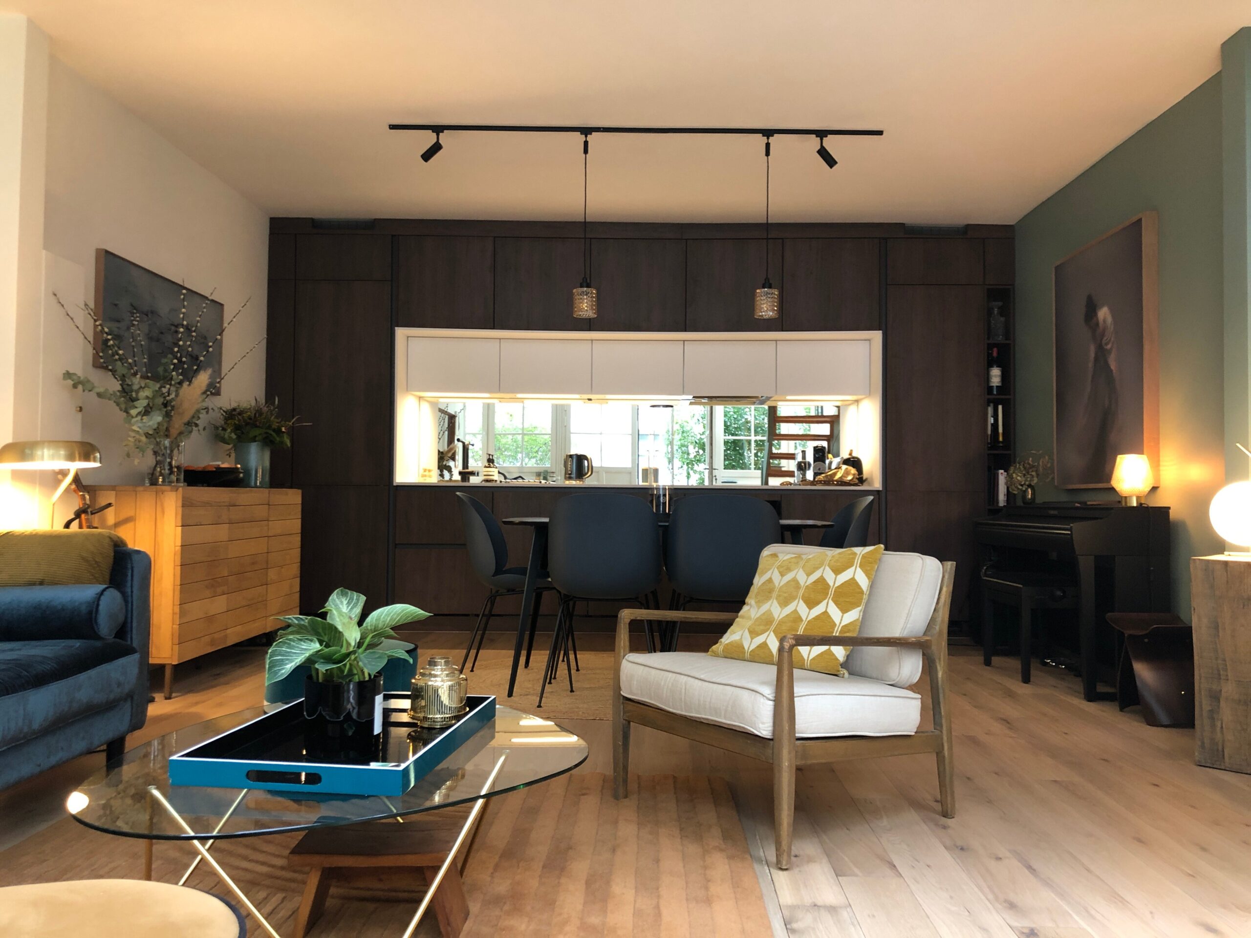 d&eacute;couvrez nos services de r&eacute;novation int&eacute;rieure &agrave; garches : transformation compl&egrave;te de votre maison ou appartement, conseils personnalis&eacute;s, travaux de qualit&eacute; et accompagnement sur-mesure pour sublimer votre int&eacute;rieur.