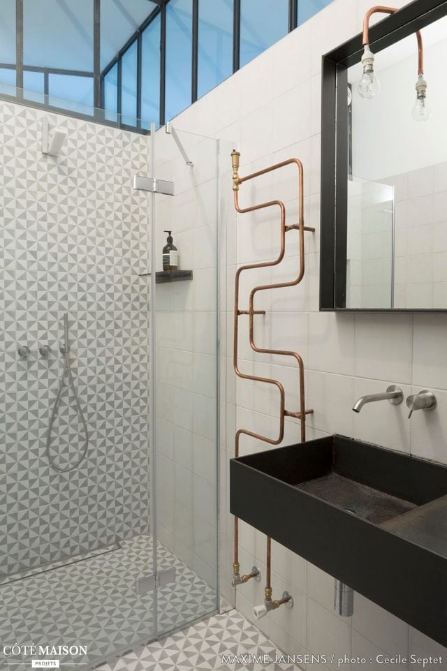 confiez la rénovation de votre salle de bain à garches à des professionnels. solutions sur-mesure, design moderne, matériaux de qualité et conseils personnalisés pour un espace fonctionnel et élégant.