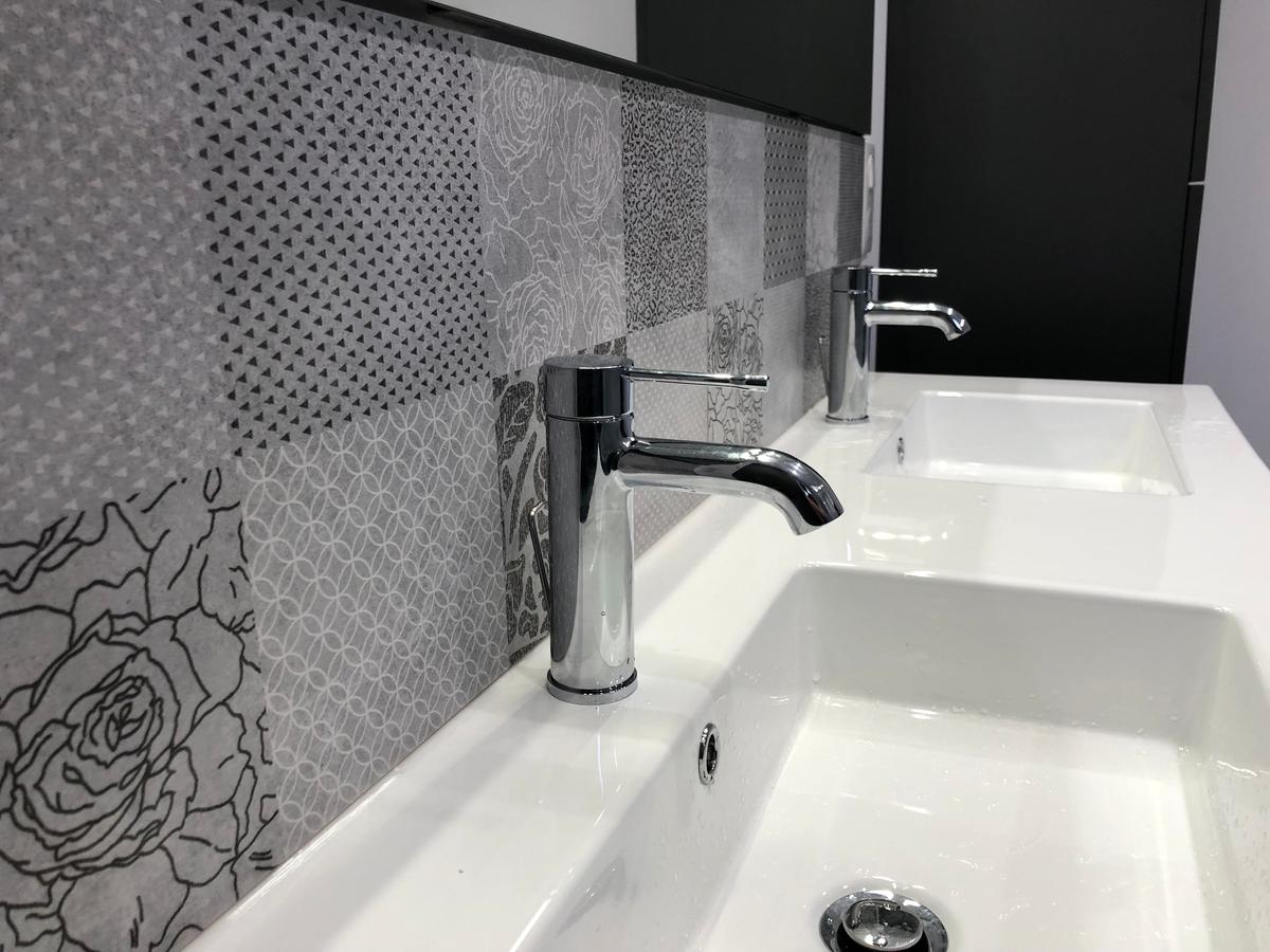 confiez la r&eacute;novation de votre salle de bains &agrave; garches &agrave; des experts. b&eacute;n&eacute;ficiez de conseils personnalis&eacute;s et d&rsquo;un accompagnement complet pour transformer votre espace selon vos envies. demandez votre devis gratuit d&egrave;s maintenant !