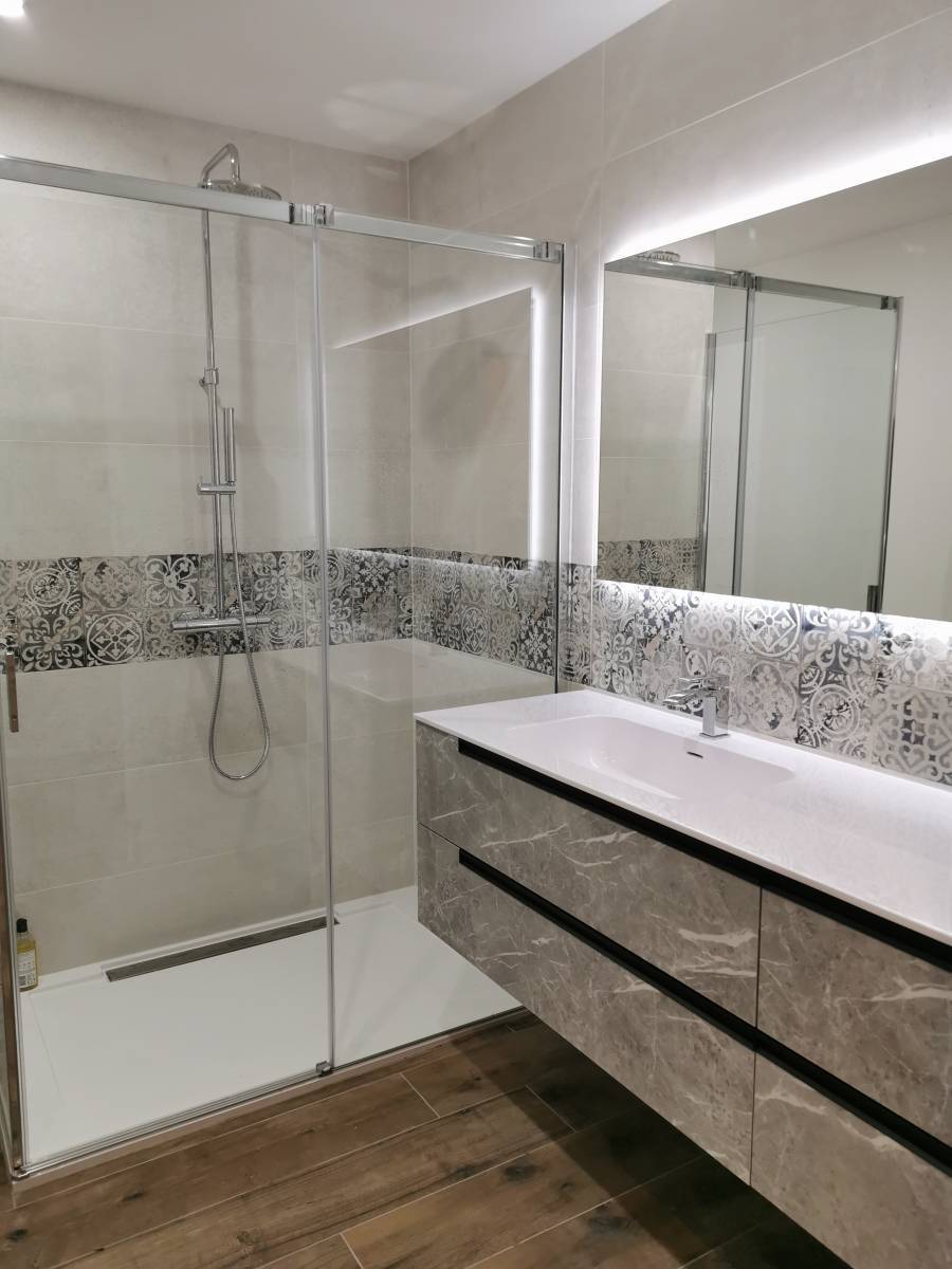 confiez la r&eacute;novation de votre salle de bains &agrave; garches &agrave; des experts qualifi&eacute;s. modernisation, am&eacute;nagement, travaux sur-mesure et conseils personnalis&eacute;s pour un espace fonctionnel et &eacute;l&eacute;gant.