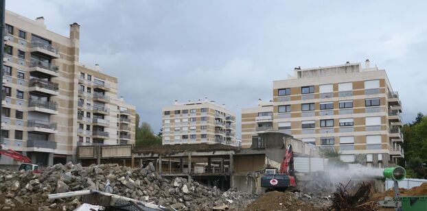 d&eacute;couvrez des solutions de r&eacute;novation sans travaux &agrave; garches pour transformer et moderniser votre int&eacute;rieur facilement, sans chantier et sans contrainte. obtenez un nouveau look rapidement et &agrave; moindre co&ucirc;t !