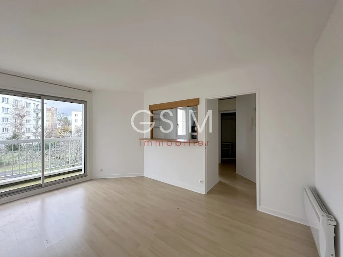 confiez la rénovation de votre studio à garches à nos experts pour un espace moderne, fonctionnel et adapté à vos besoins. devis rapide et travaux de qualité.