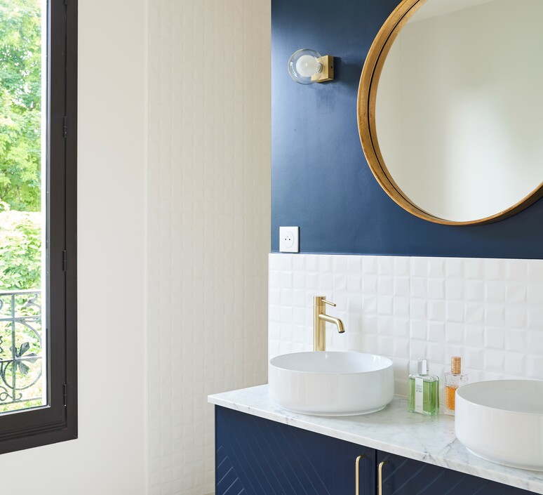 d&eacute;couvrez nos solutions pour une salle de bain &eacute;l&eacute;gante &agrave; garches : r&eacute;novation, am&eacute;nagement sur mesure, conseils d&eacute;co et professionnels qualifi&eacute;s. transformez votre espace avec style et fonctionnalit&eacute;.