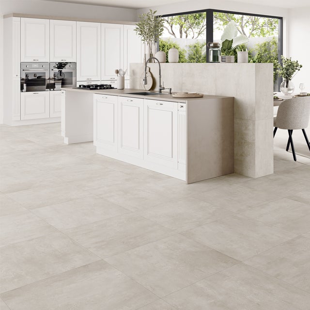 découvrez les tarifs du carrelage 60x60 : prix au m2, conseils pour bien choisir, facteurs influençant le coût et astuces pour économiser sur votre projet de rénovation.