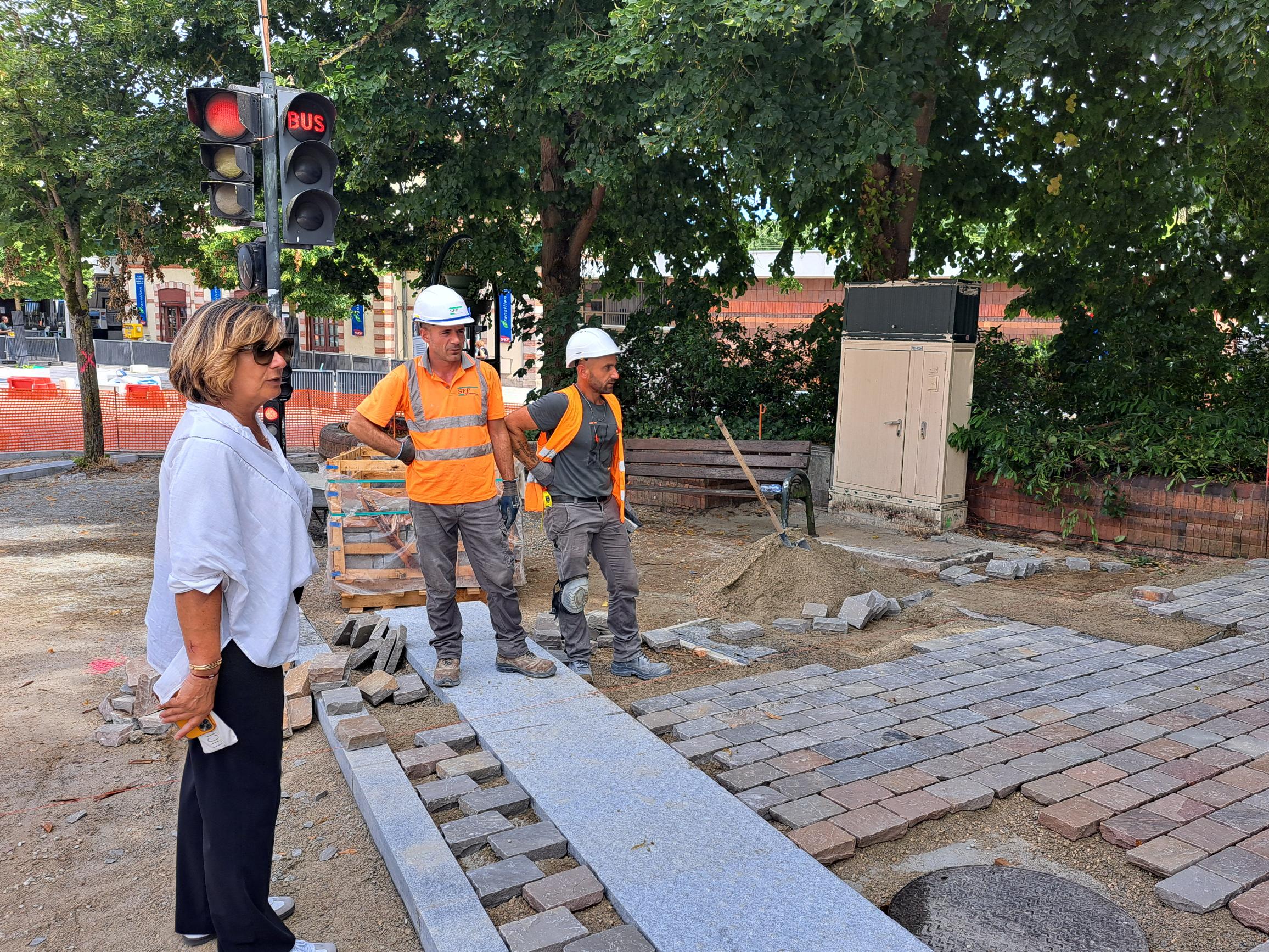 besoin de r&eacute;aliser des travaux &agrave; garches ? d&eacute;couvrez nos conseils, astuces et solutions pour vos projets de r&eacute;novation, construction ou am&eacute;nagement &agrave; garches. obtenez un devis gratuit et trouvez des professionnels qualifi&eacute;s pr&egrave;s de chez vous.