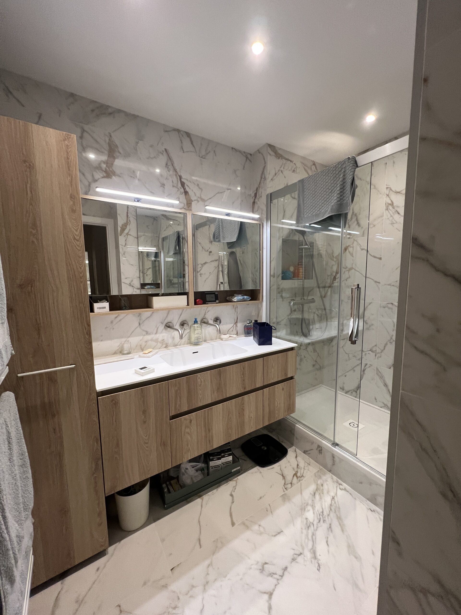 réalisez vos travaux de salle de bain à garches avec des professionnels qualifiés. rénovation complète, aménagement sur mesure et conseils personnalisés pour un espace moderne et fonctionnel.