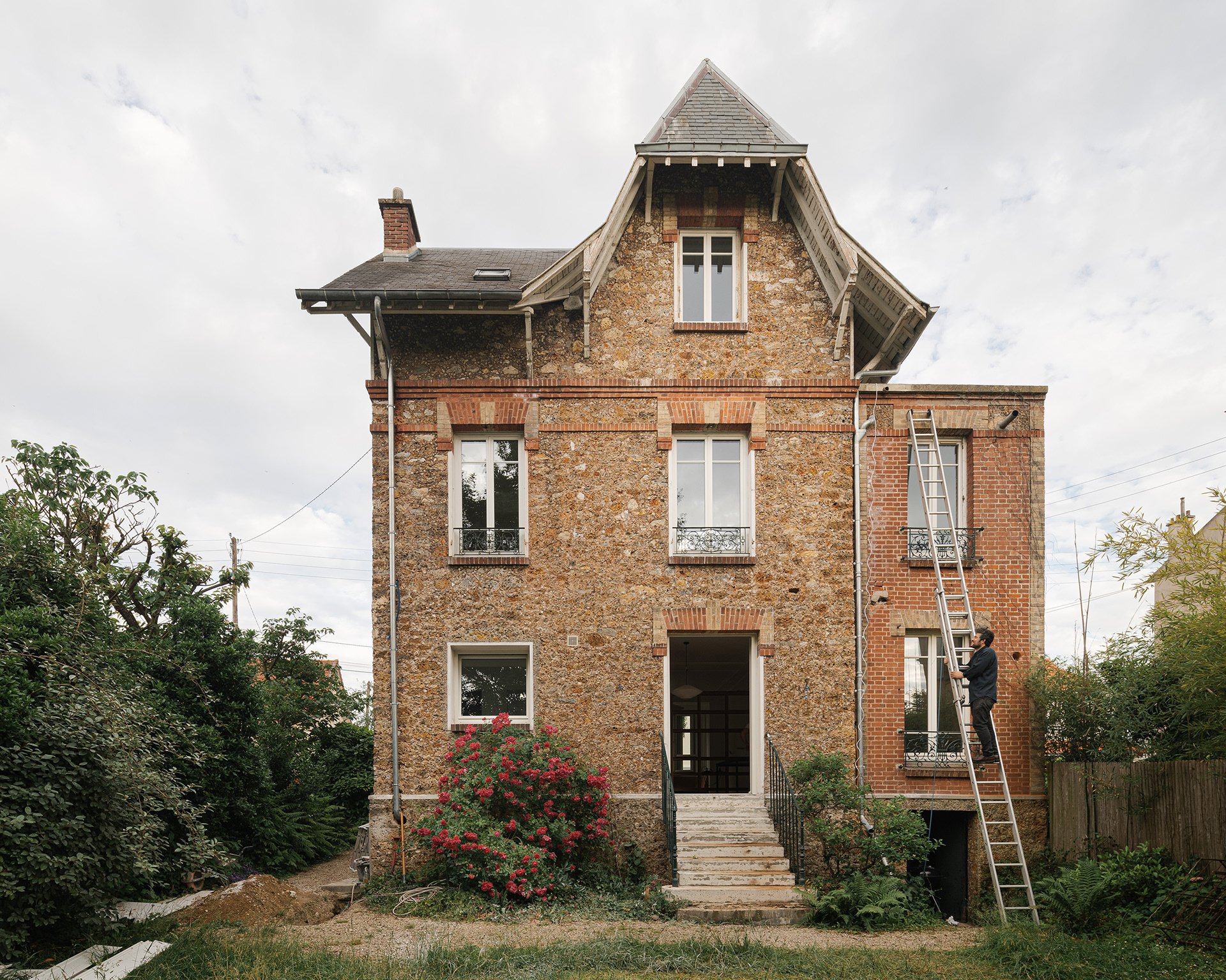 confiez vos projets de r&eacute;novation &agrave; garches &agrave; des professionnels qualifi&eacute;s. r&eacute;novation int&eacute;rieure et ext&eacute;rieure, conseils personnalis&eacute;s et devis gratuit pour sublimer votre habitat.